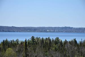 7160 Harbor Petoskey