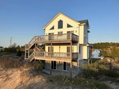 8783 Sturgeon Bay Drive