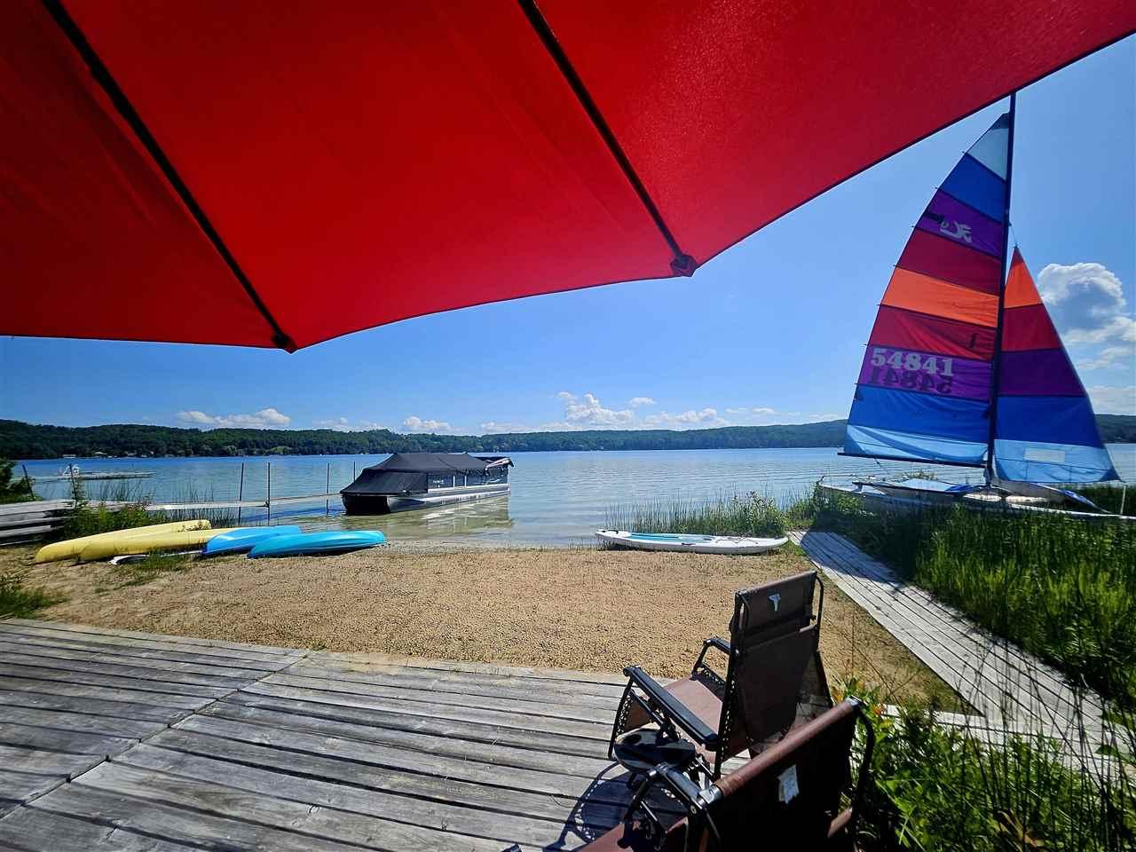 Image 1: Deer Lake