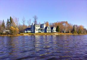 9244 Lake Shore Drive