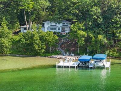 1320 North Shore Drive