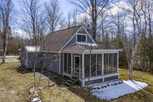 2594 Martin Lane