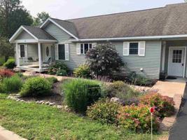 116 E Court