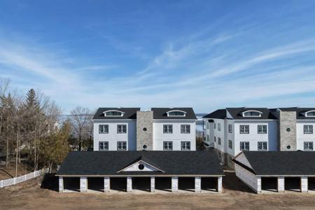 603 Lakeview Drive Unit 1