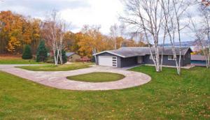 1089 Lac Vue Drive