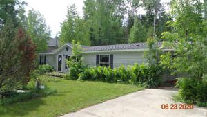 1281 Nicolet Drive