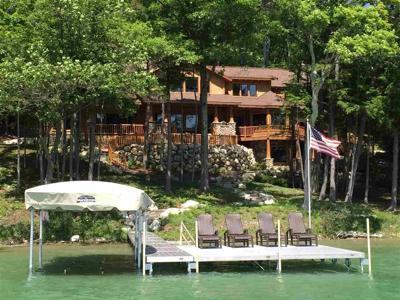 6222 Lake Grove Road