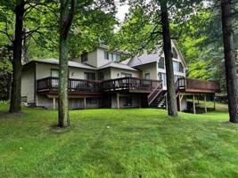 659 E Deer Lake