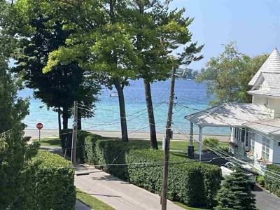 216 Artesian Way Unit 3