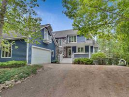 11145 Lakeshore Drive