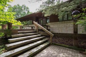 6576 S Lake Shore Drive