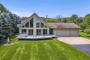 05710 Lakeshore Road