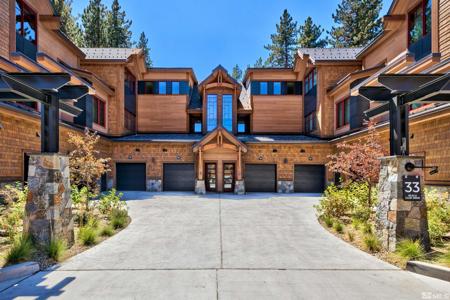 33 Beach Club Dr