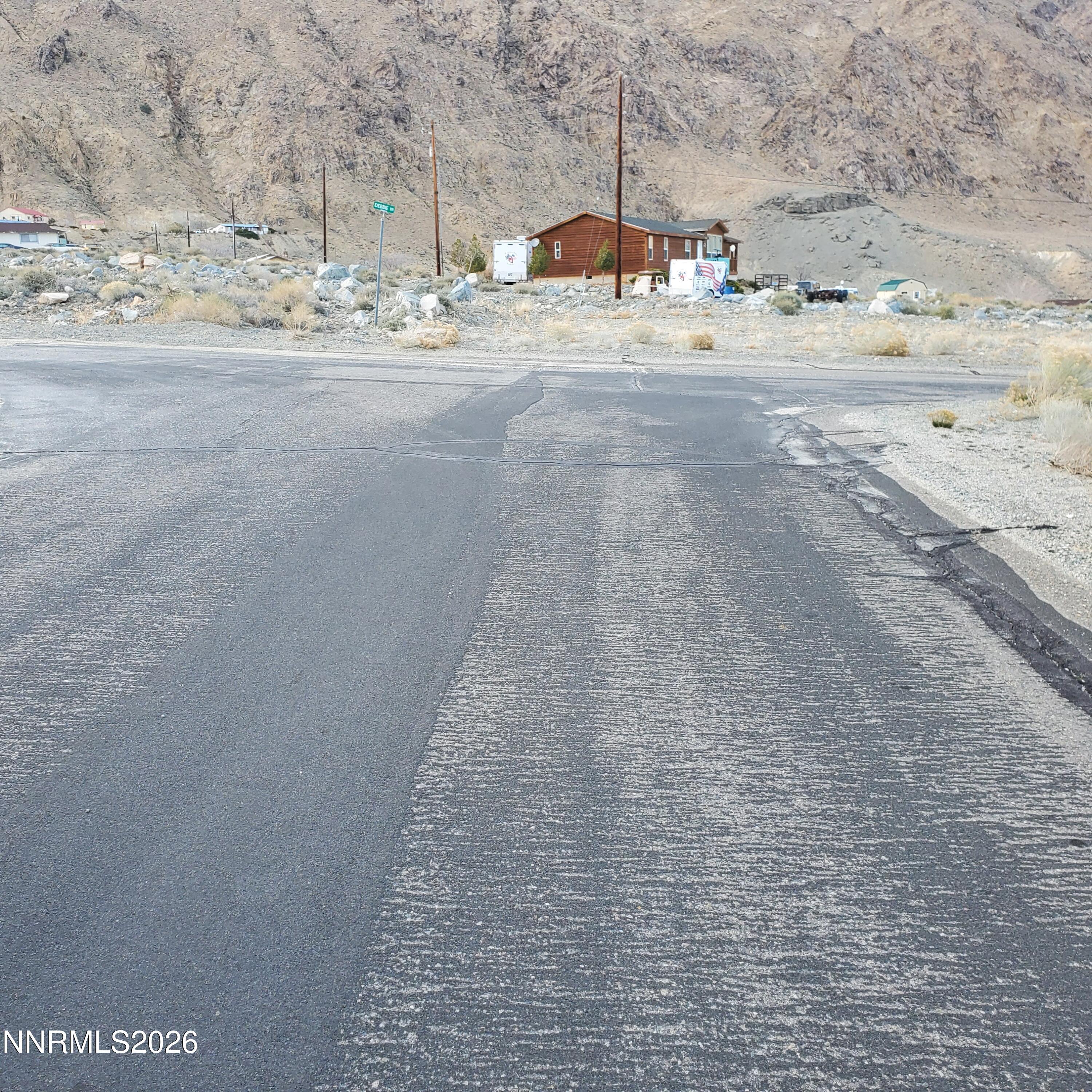 Image 3: 226 Debbie Drive