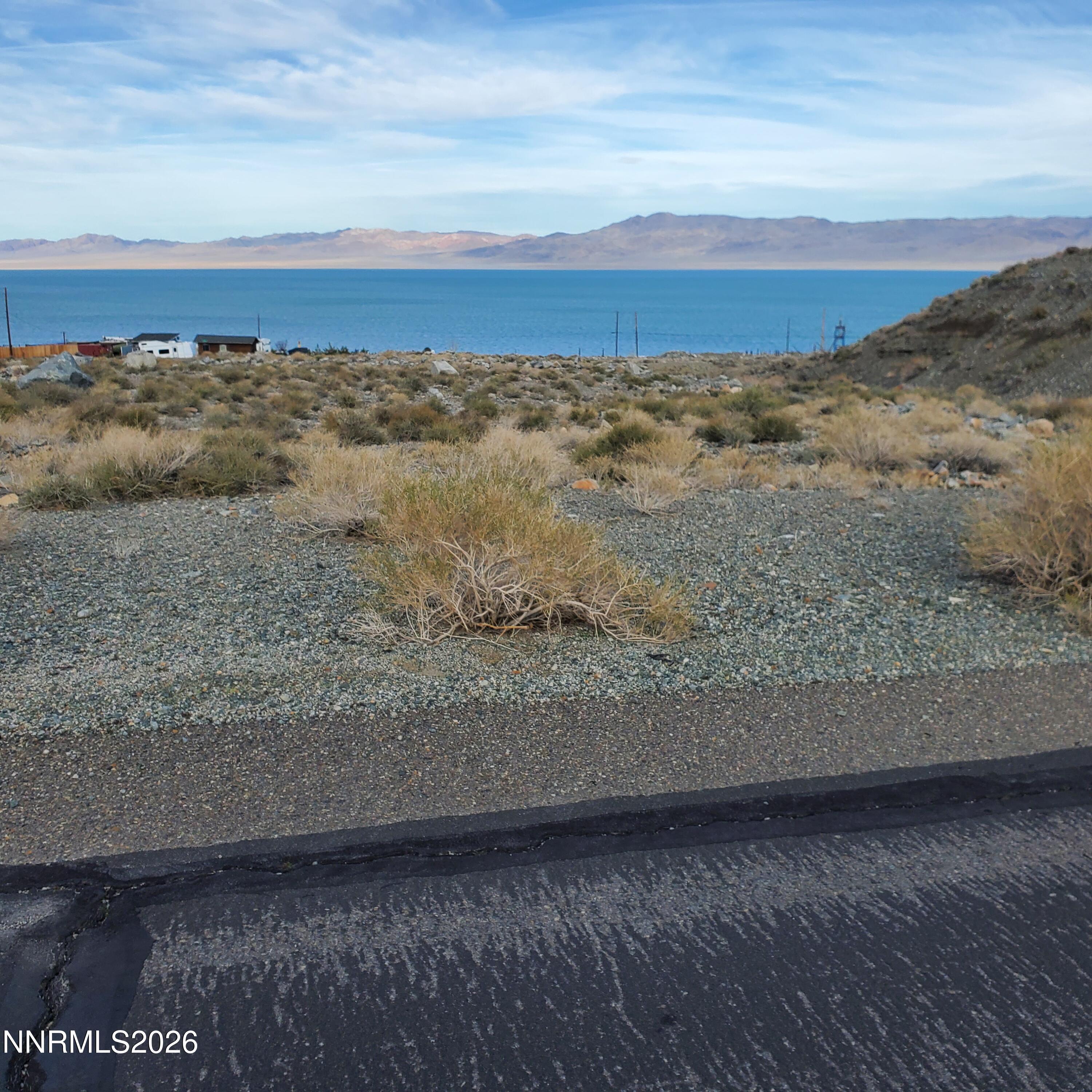 Image 4: 226 Debbie Drive 5