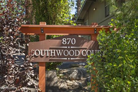 870 Southwood Boulevard