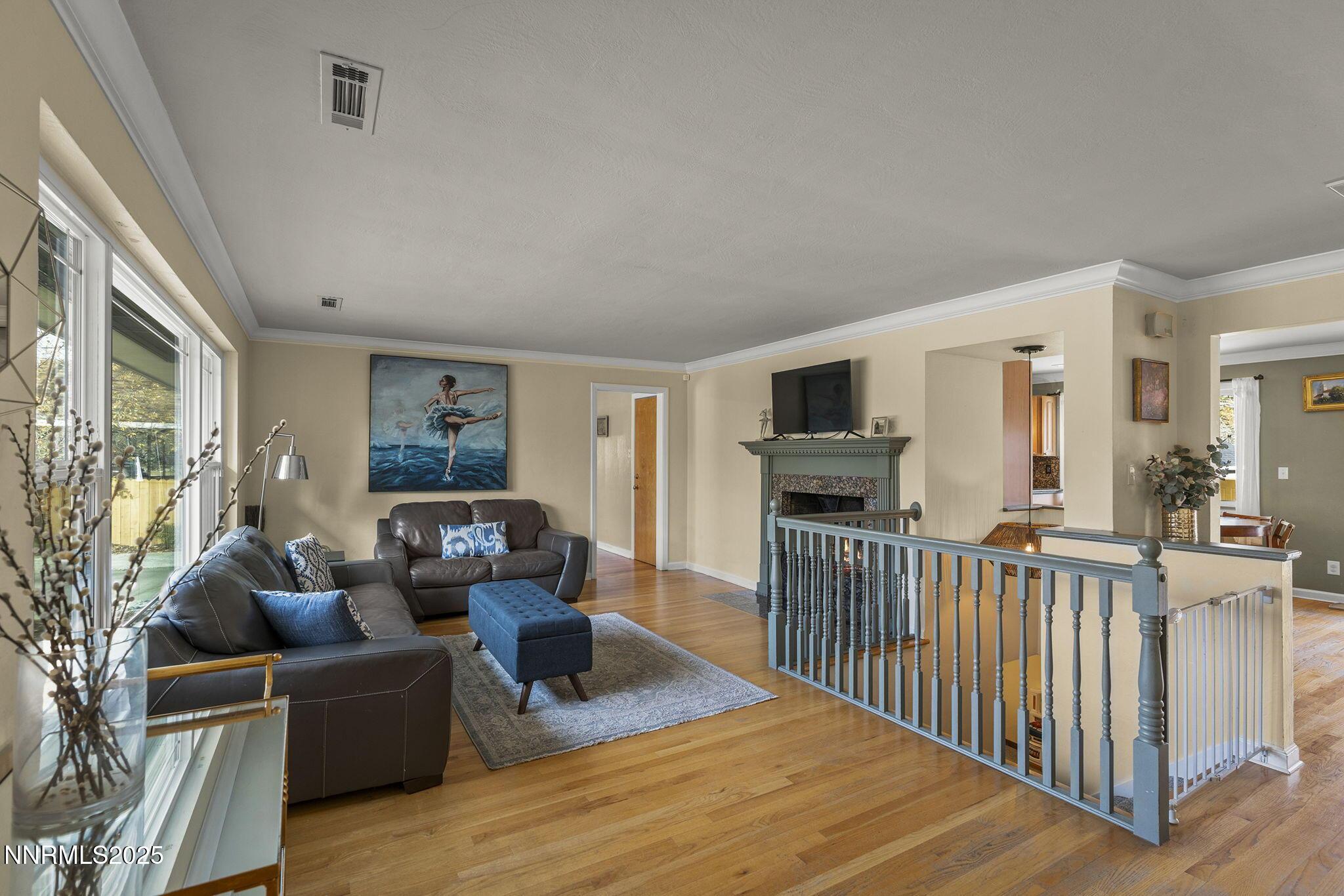 Image 4: 7-web-or-mls-_DSC6665