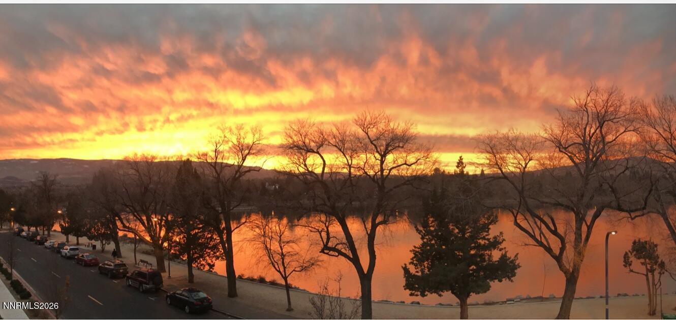 Image 2: da4b1757-bf81-4614-bbe5-29a7e865beaf