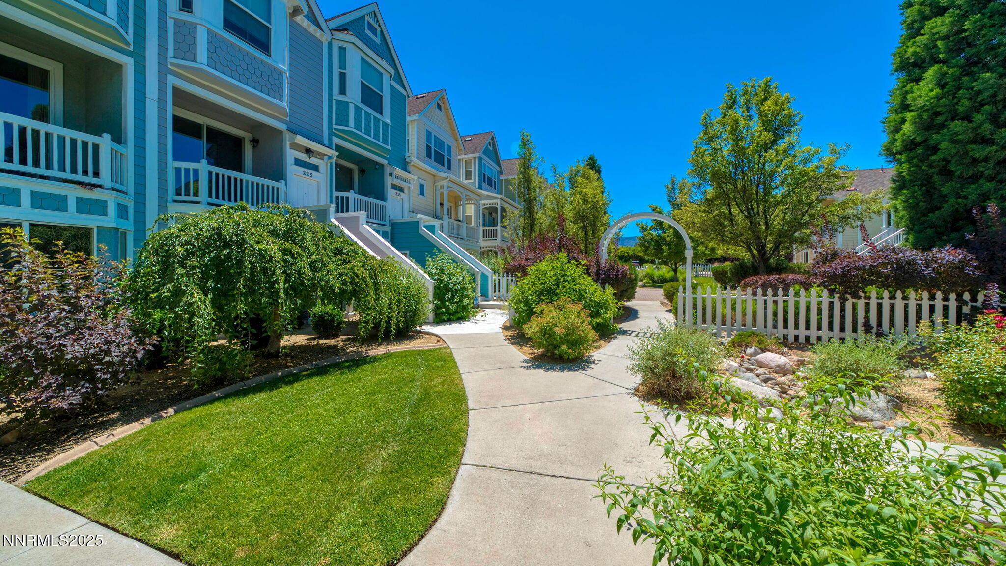 Image 4: 4-DSC01021-Edit