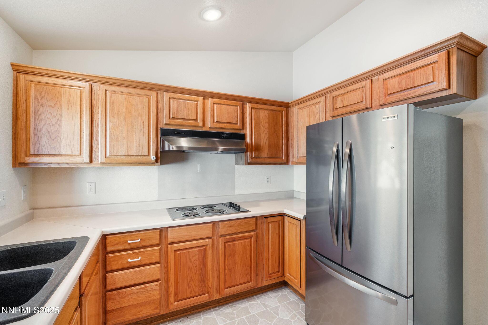 Image 4: Kitchen 2