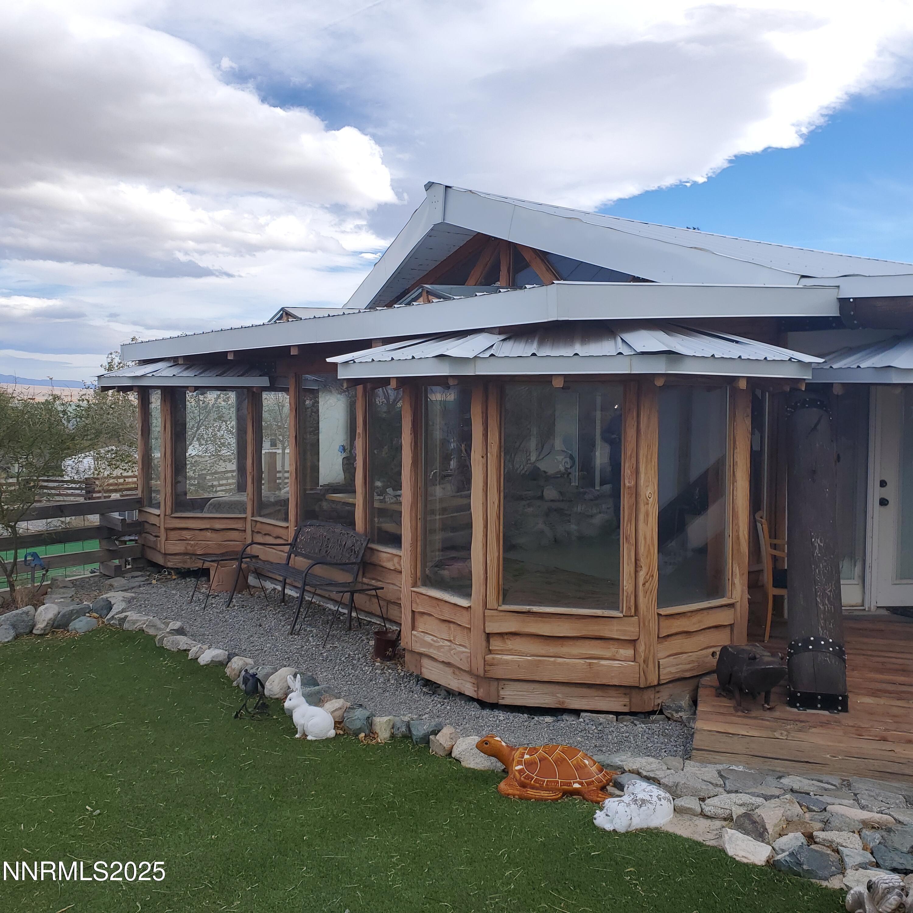 Image 2: Lucille front 1