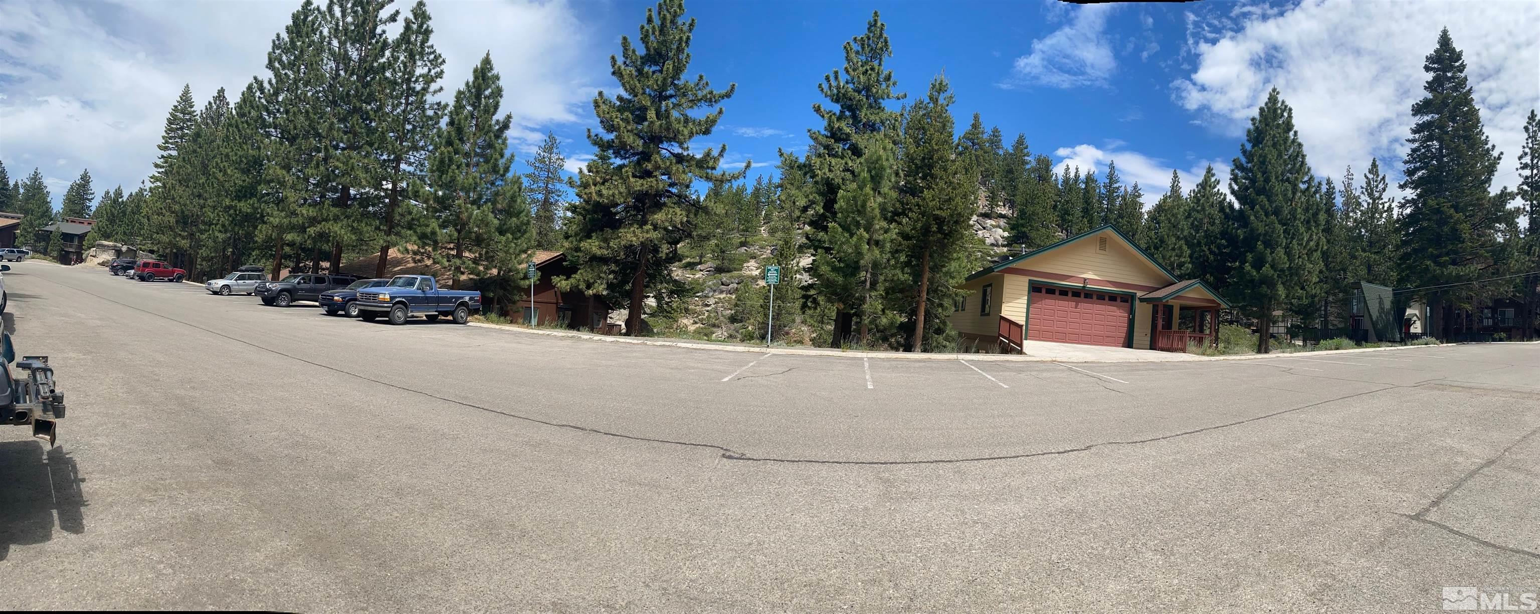 Image 3: Photo 3