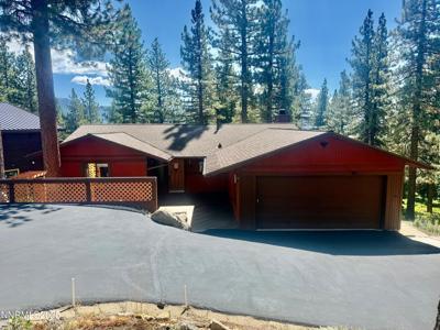 577 Fallen Leaf Way