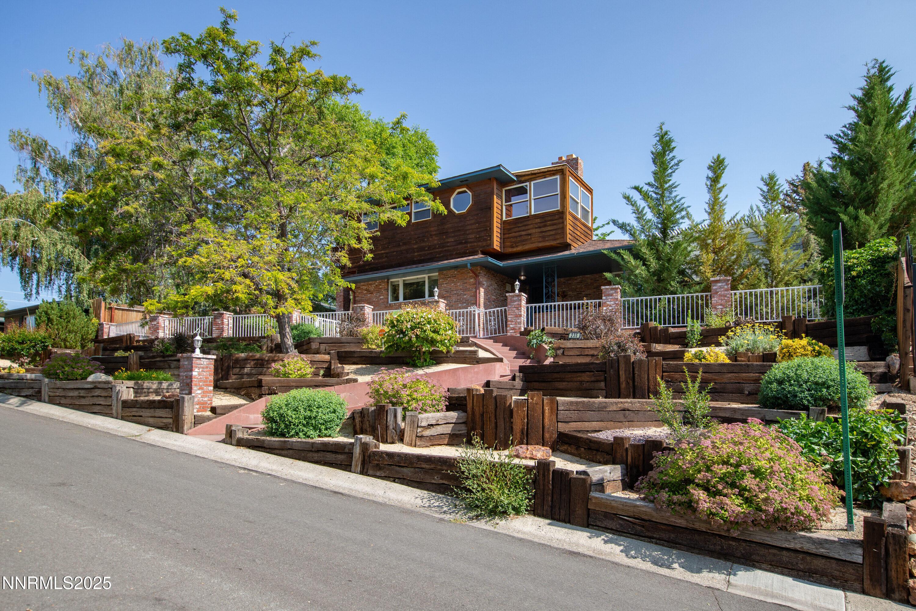 Image 2: 235 Country Club Dr Reno NV-print-001-02