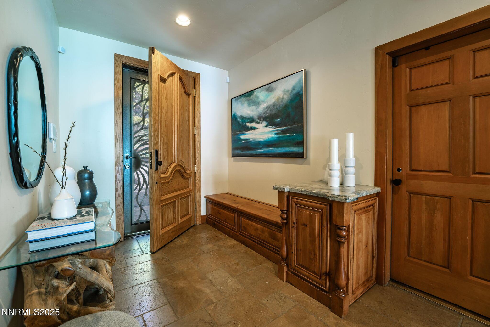 Image 4: 55-web-or-mls-1458 Pittman Terrace-28 (2