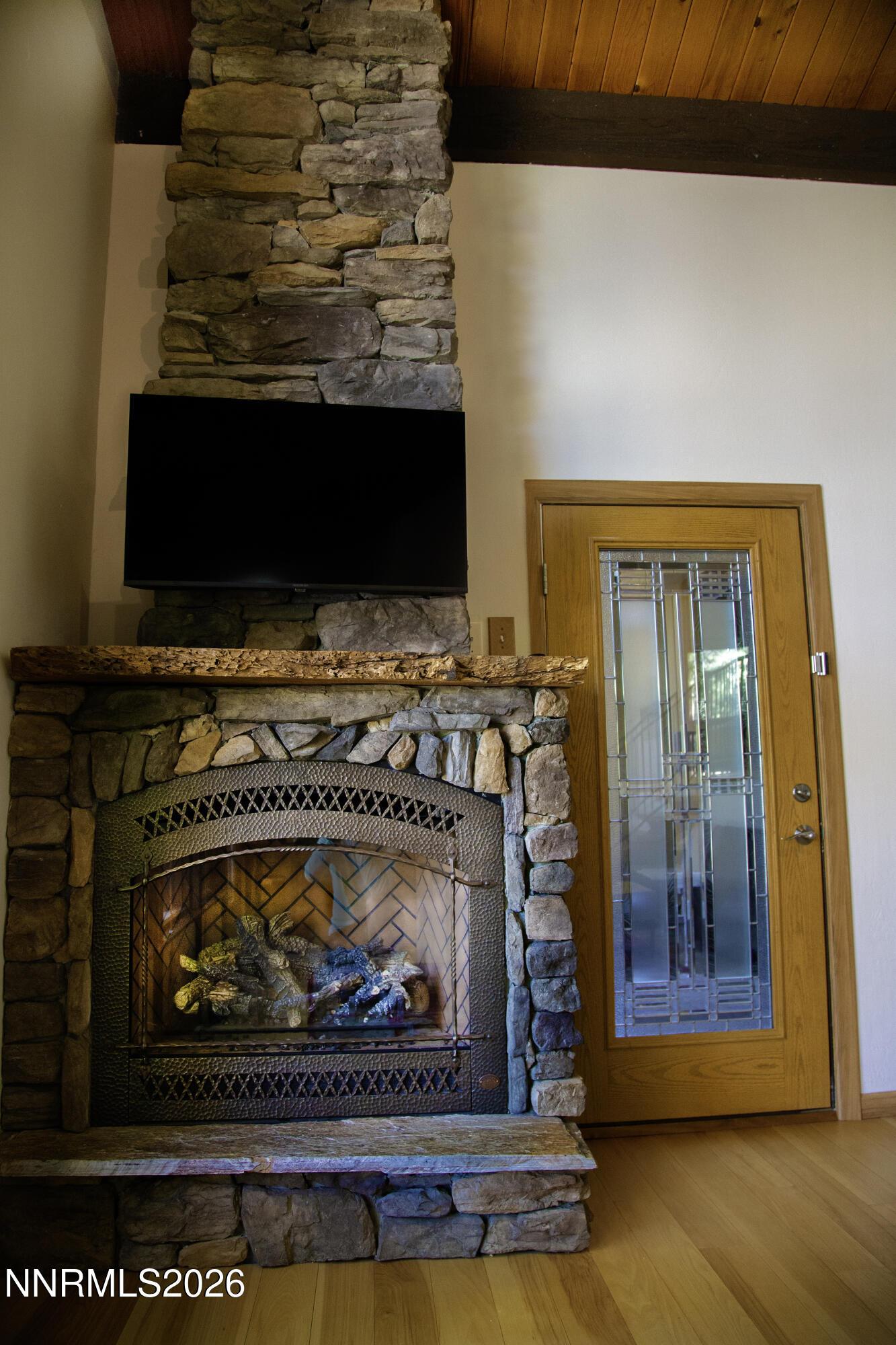 Image 3: Photos_195 (1)