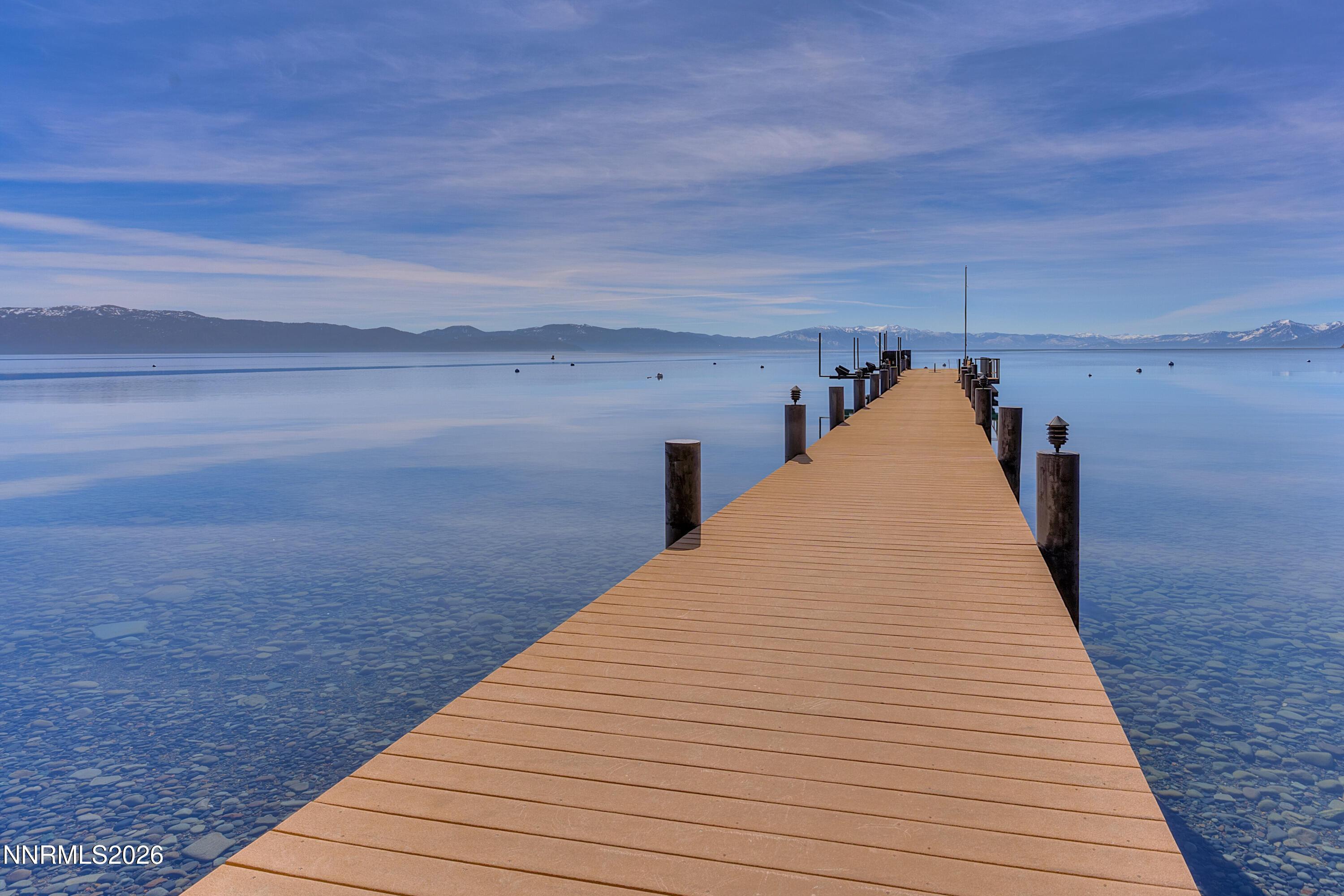 Image 2: Carnelian Charm-print-069-079-Pier-4200x