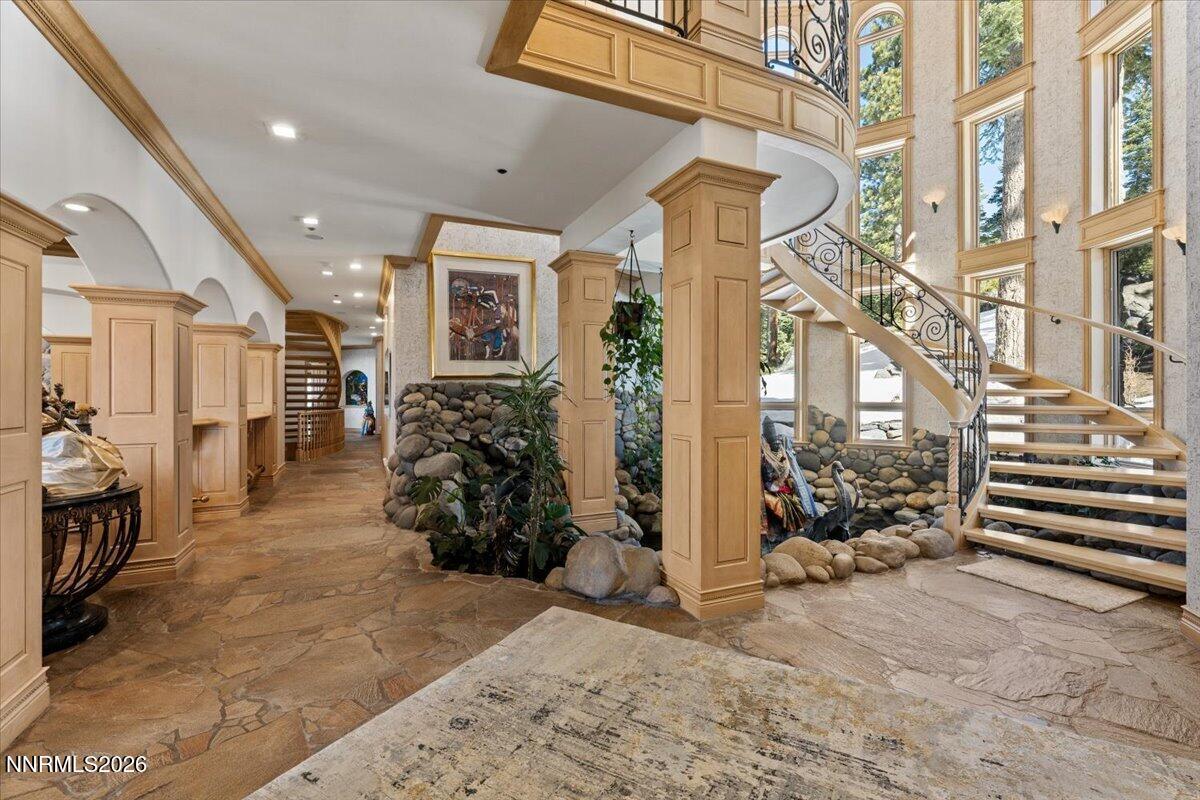 Image 4: 004-969 Fairview Blvd Incline Village NV