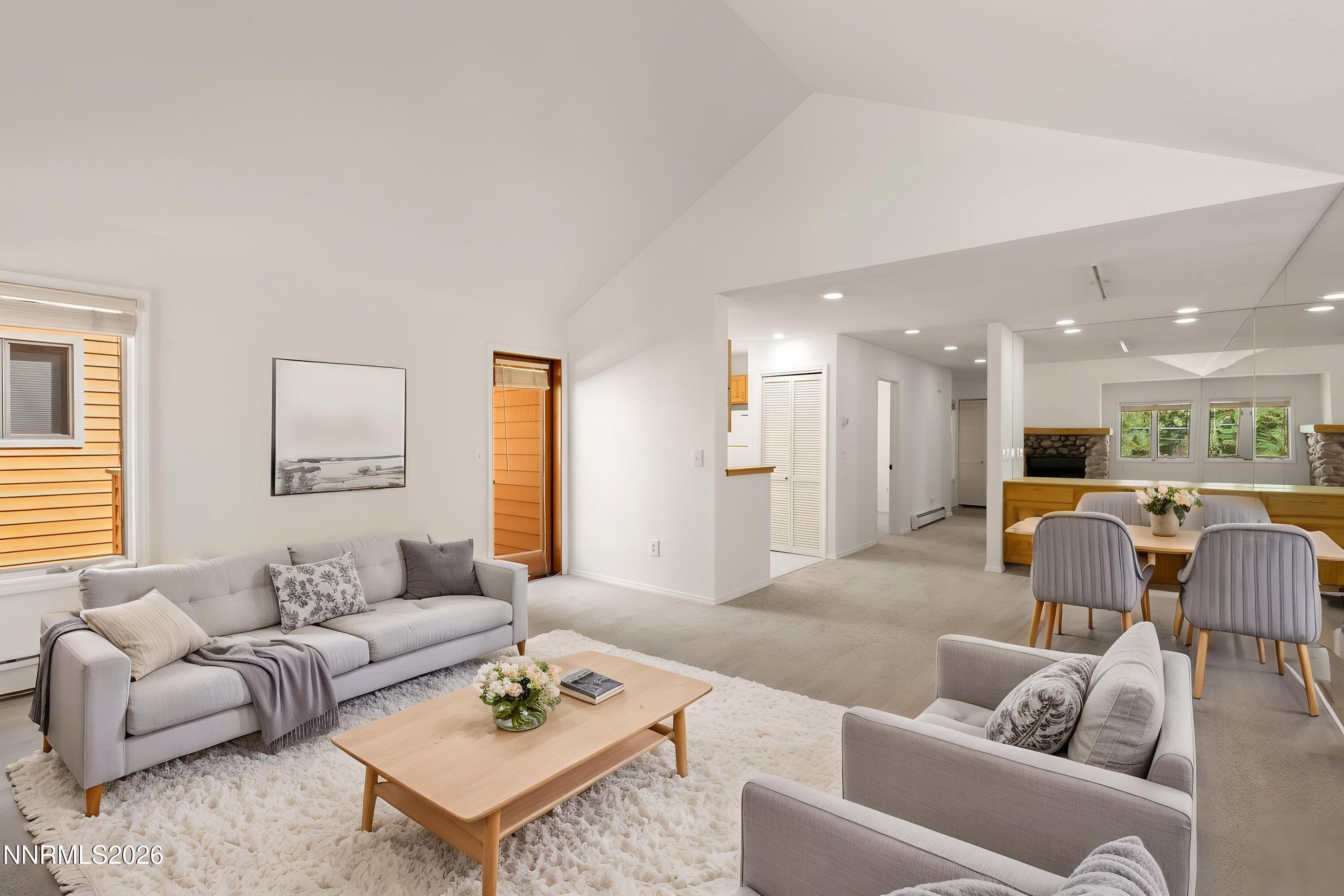 Image 4: 15-print-120_village_unit_121-16 - Livin