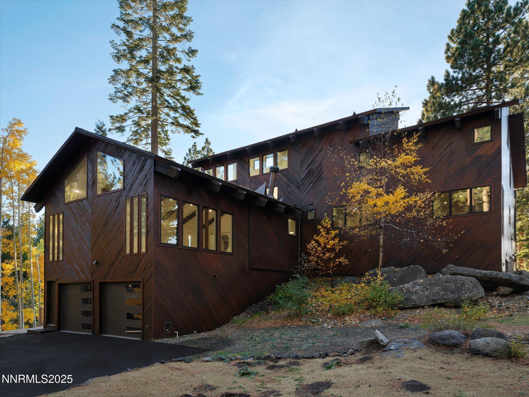 Image 3: 38-Garage Exterior 2