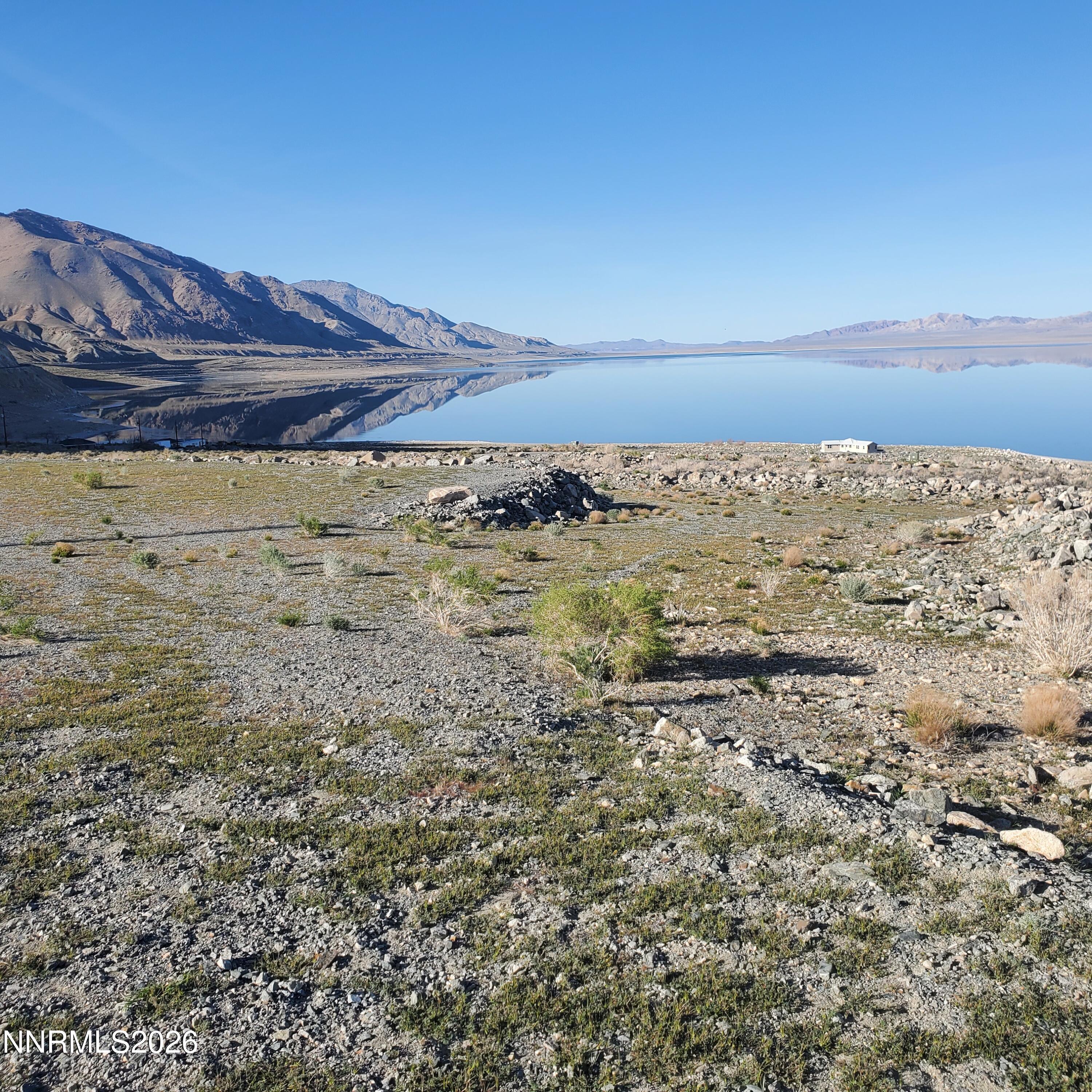 Image 4: 53 Shores Drive 3