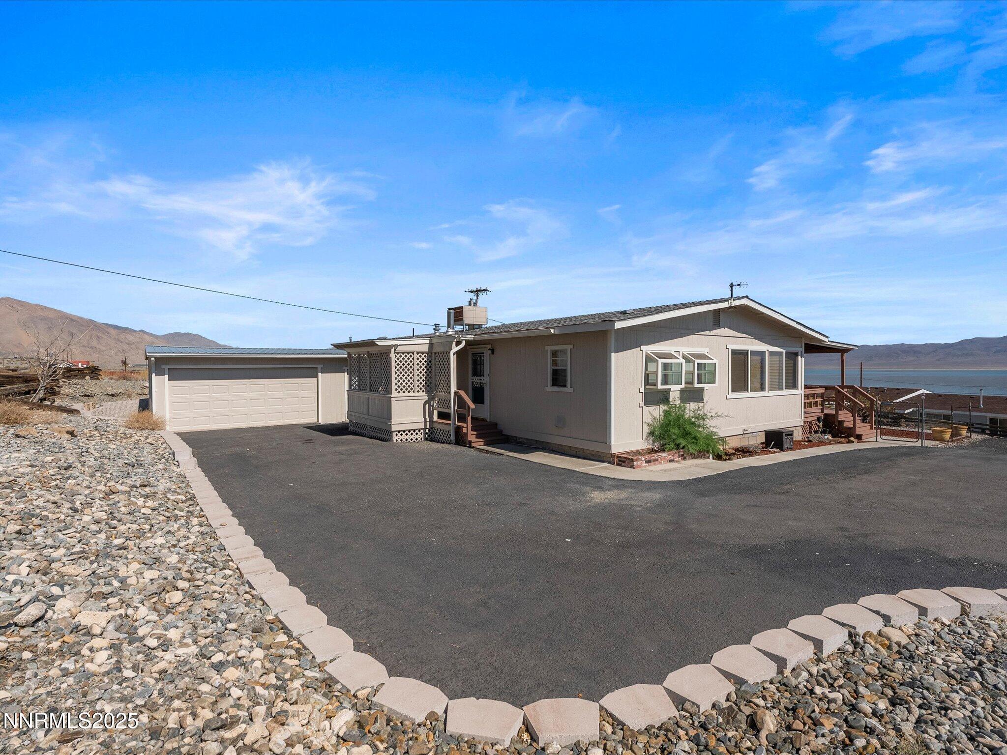 Image 4: 04-193 Ahab Ln-103