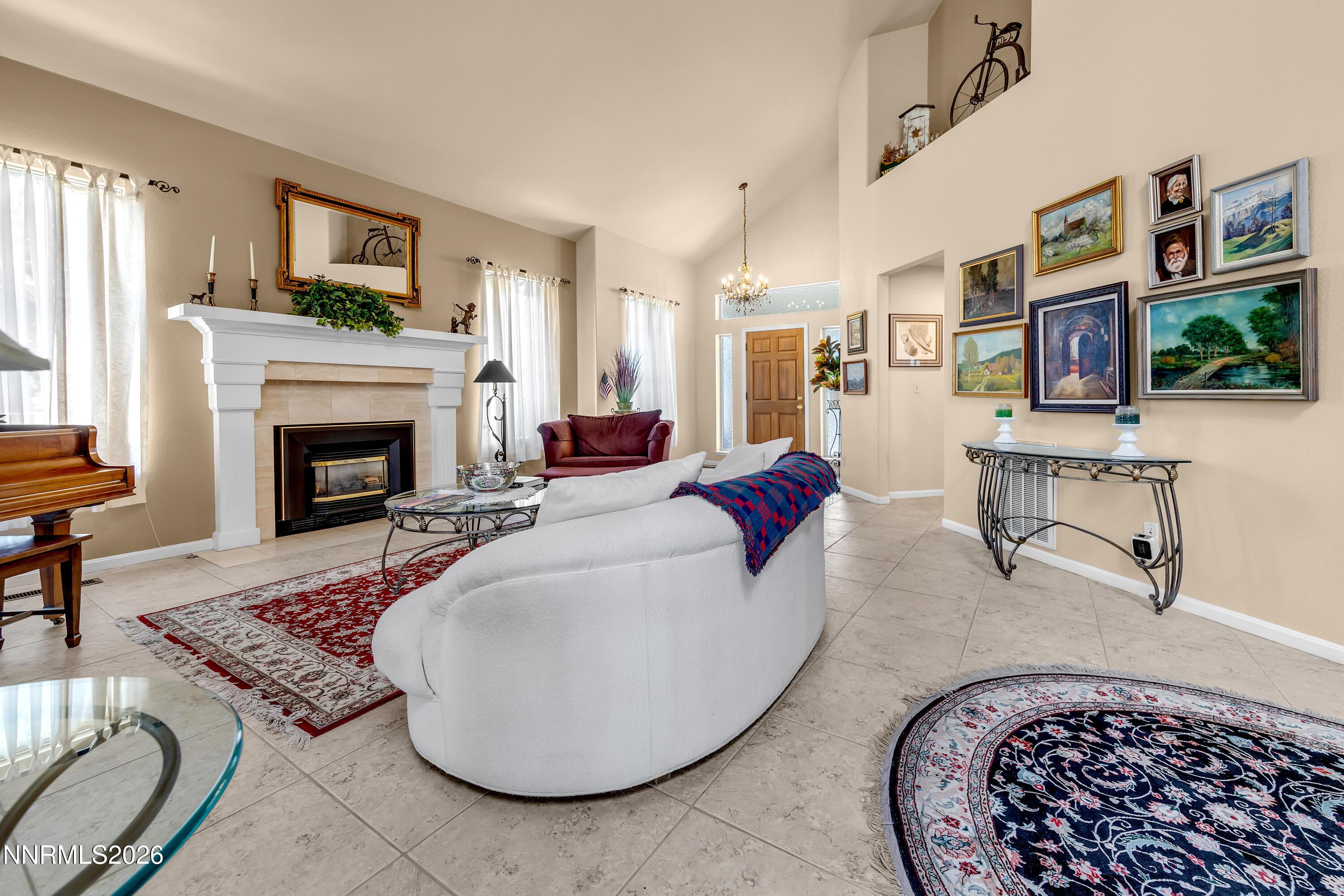 Image 3: Laurelwood6194-004