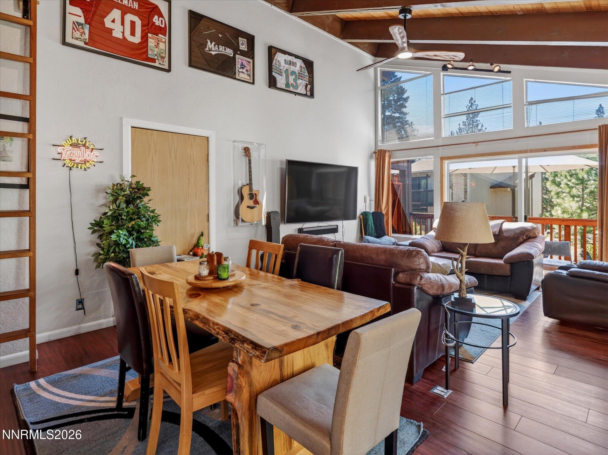 Image 4: 03-Dining into living room