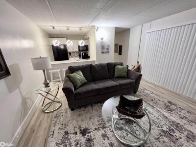 2700 N Shore Drive