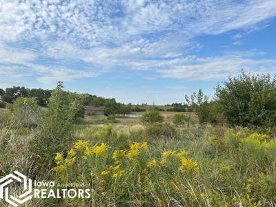 2315 Lake Trail