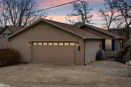 206 Horseshoe Drive