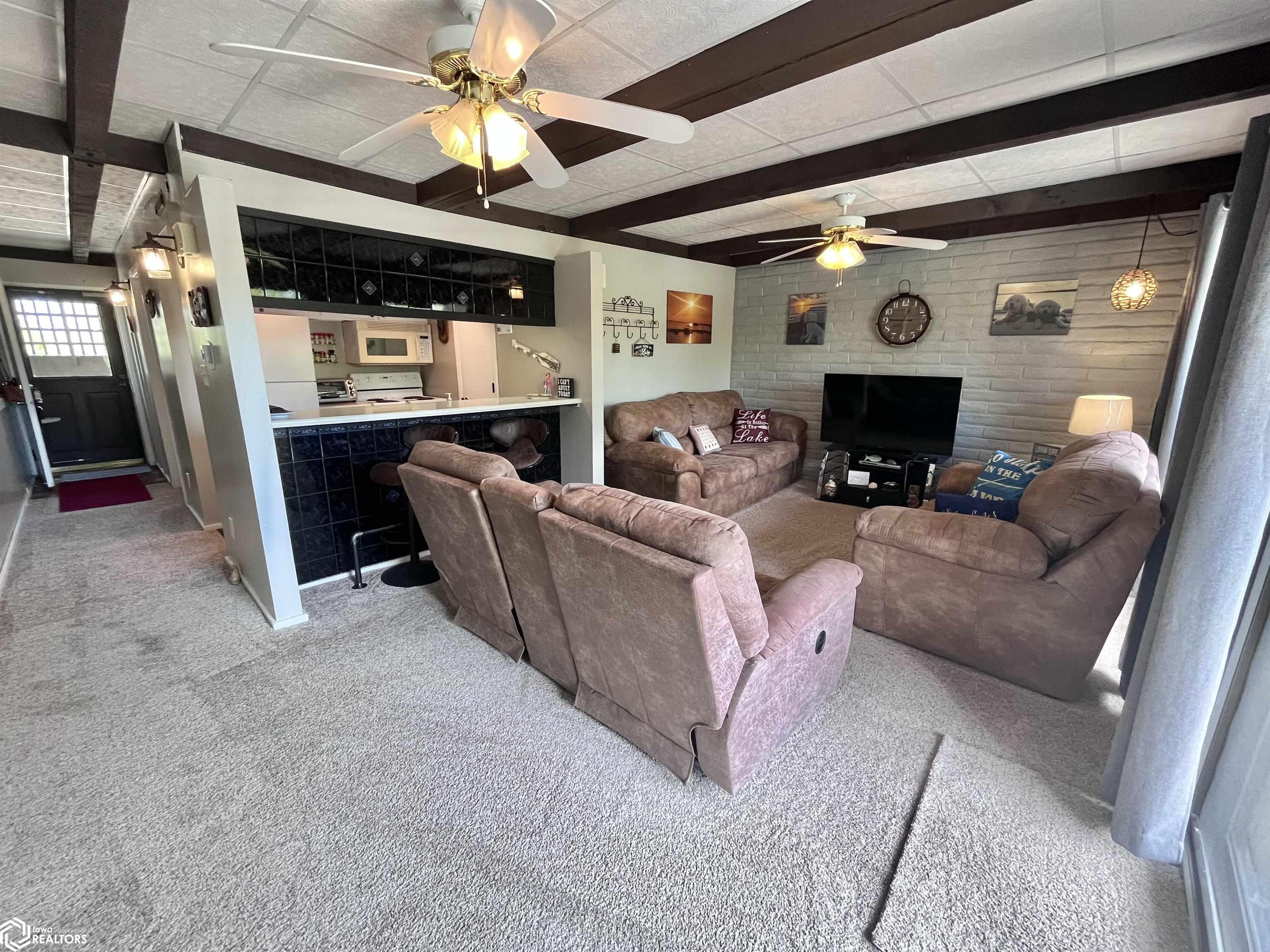 Image 2: Living room M