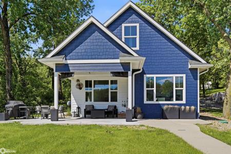 207 Woodland Road