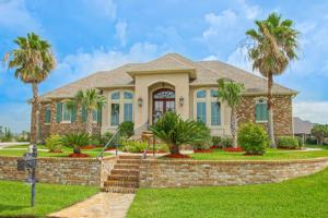492 SAN CRISTOBAL Court