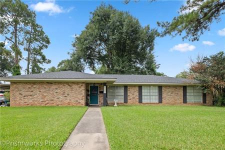 521 BOB WHITE Lane