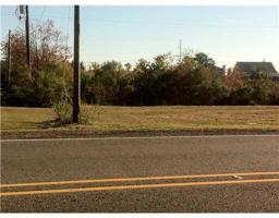 PONTCHARTRAIN Drive