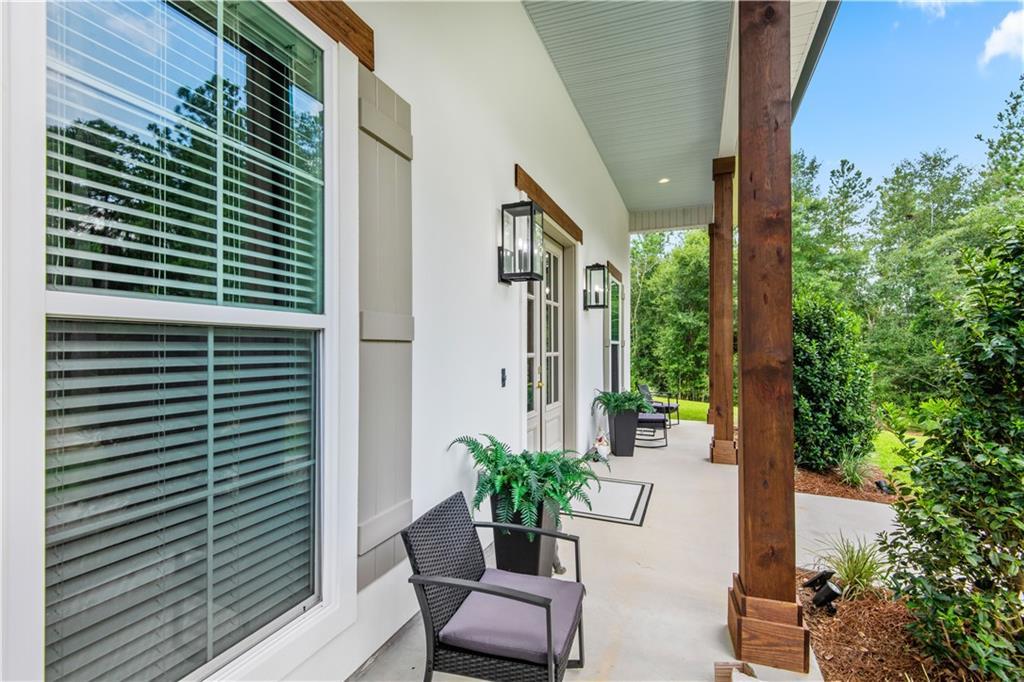 Image 3: Front of home