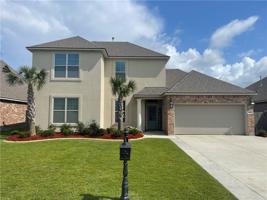 669 LAKESHORE VILLAGE Drive