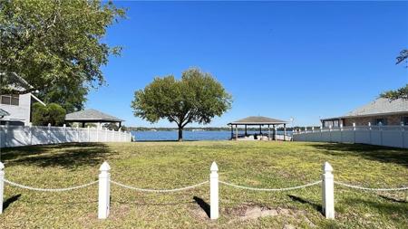 14321 S LAKESHORE Drive