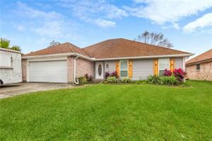 117 MOONRAKER Drive
